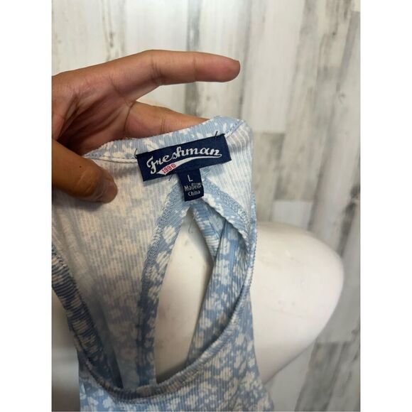 Blue tank top - Picture 5 of 8